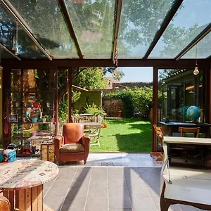 Maison Anjali 2*, Toulouse France
